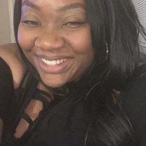 Meet your Posher, Arielle